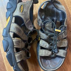 Brown Keen Hiking Sandals Size 8 Men’s Open Toe 