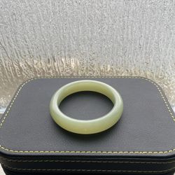 Natural Hetian Jade Bangle