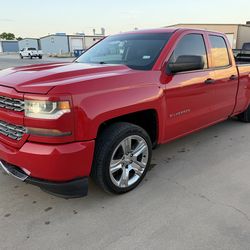 2016 Chevrolet Silverado Custom