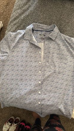 Men's Button-Down Dress Shirt