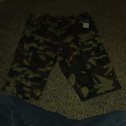 True Religion Cargo Shorts Size 36