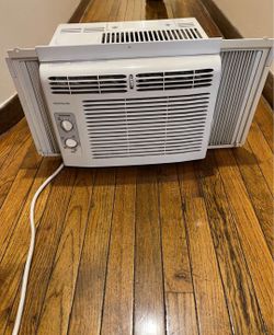 5k Frigidaire ac air conditioner