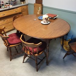 Kitchen Table Plus 6 Chairs