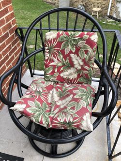 Garden chair with cushion