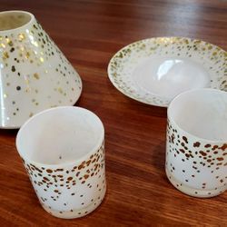 4 pieces Bundle Of home decor
