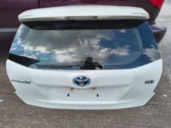 12-19 Toyota Prius C rear door TRUNK LID ASSEMBLY