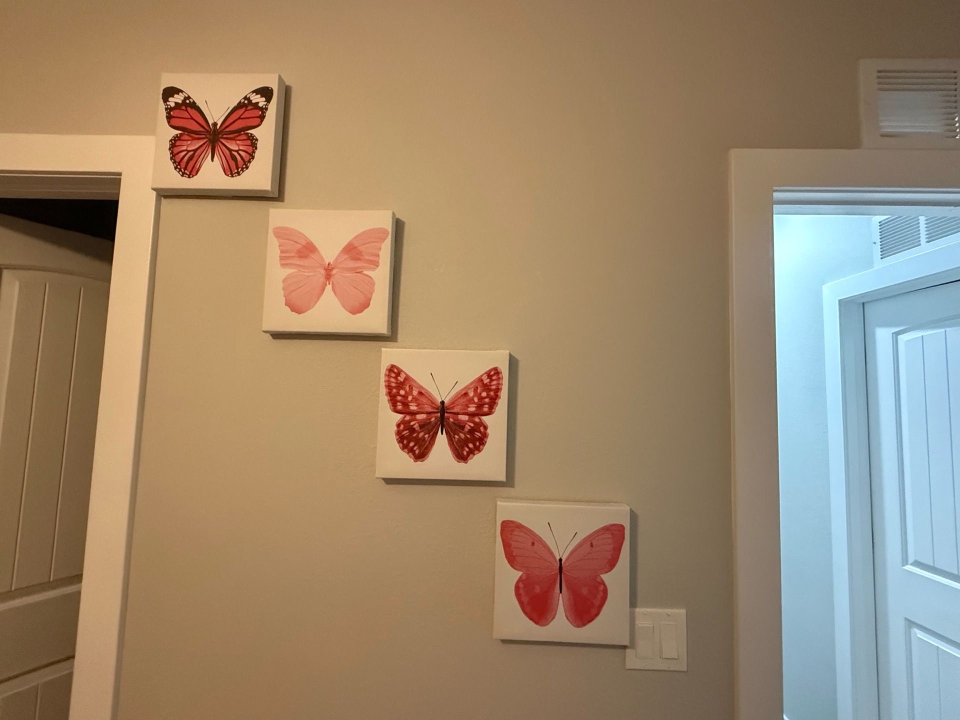 4 Decoration paintings