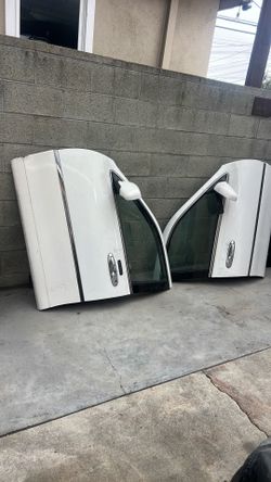 Doors for Lincoln Town Car