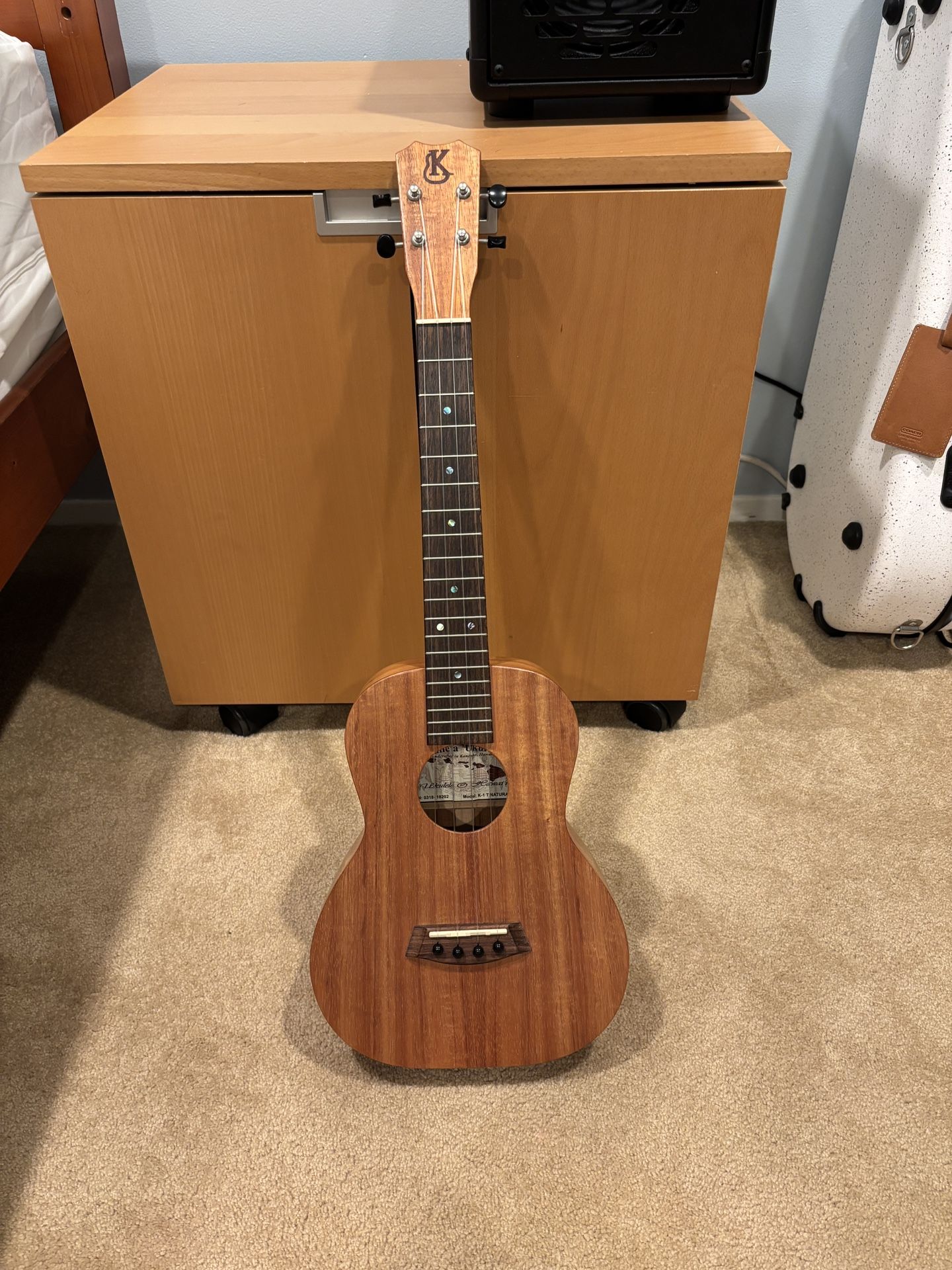 Kanile’a K-1 T Natural Tenor Ukulele