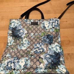 Authenticated Gucci Blooms Tote