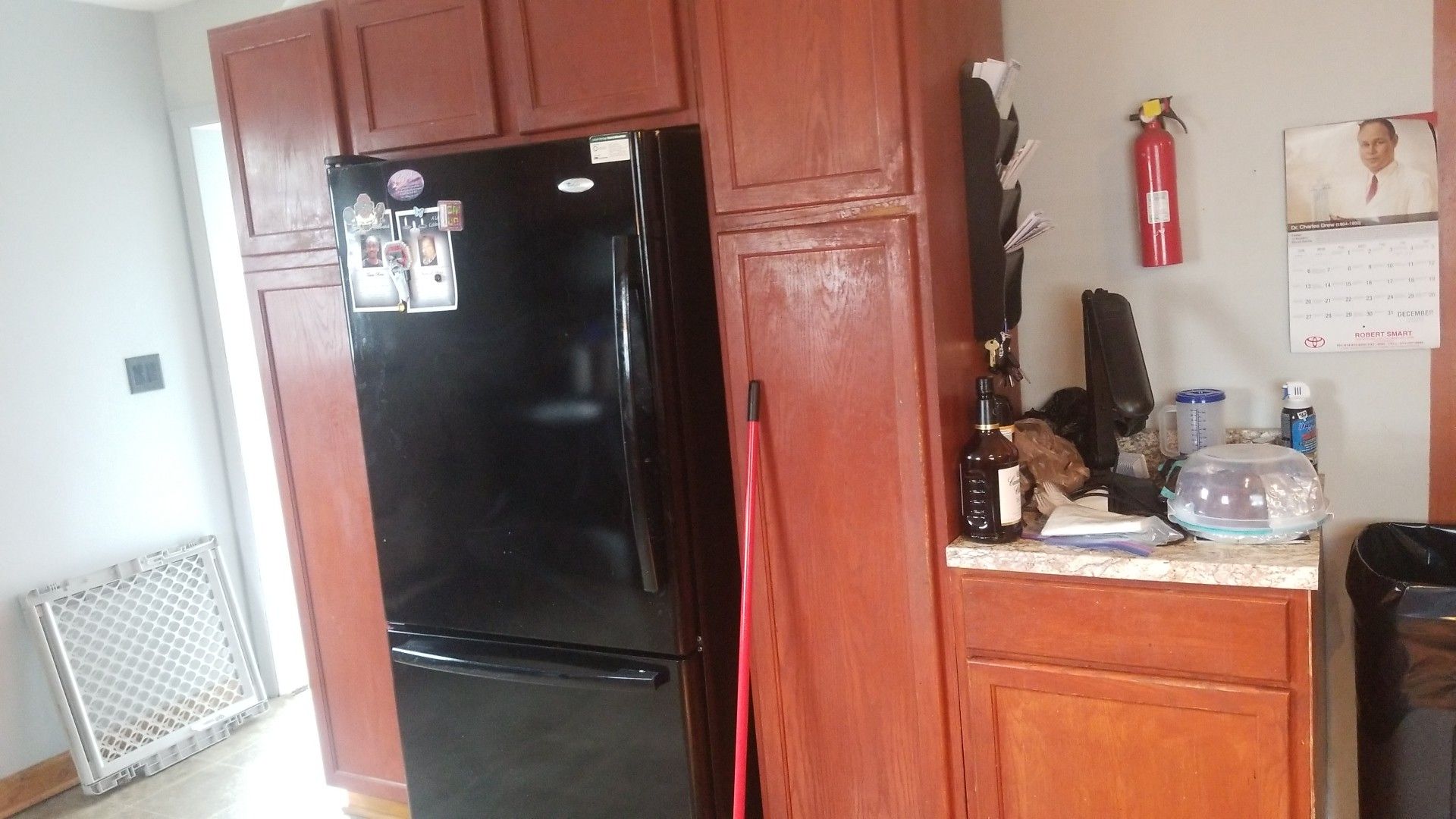 Kitchen cabinets