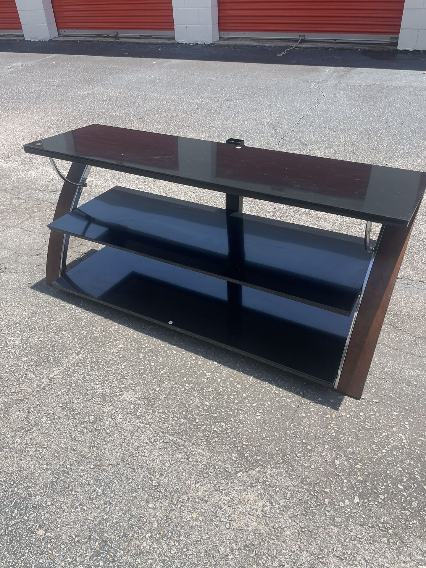 3 TIER TV STAND
