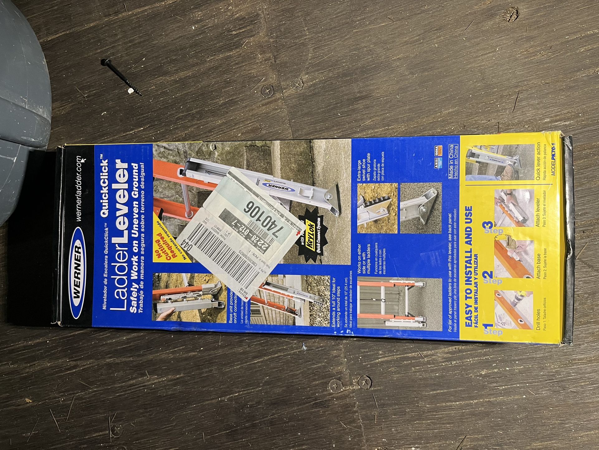 Werner Ladder Leveler With Base Unit