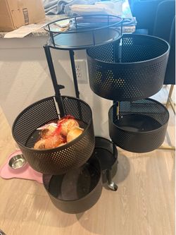 Kitchen storage