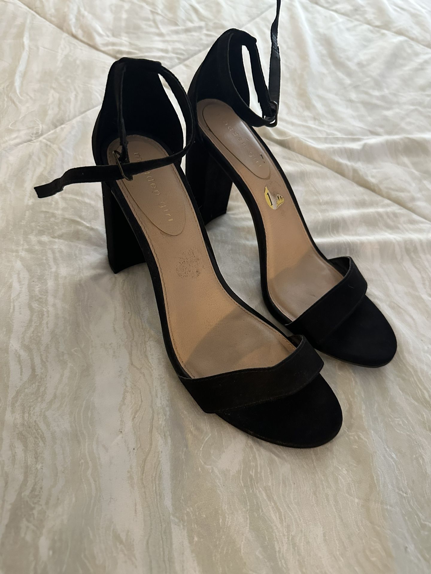 Woman’s Size 11-11 1/2