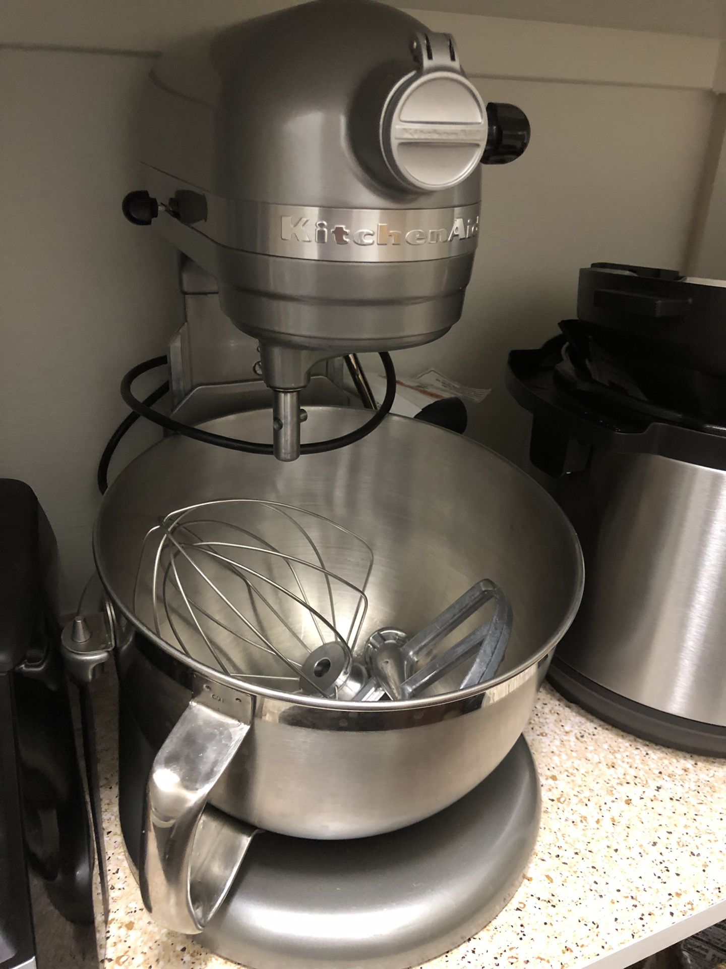 6 quart kitchen aid mixer