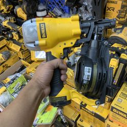 Dewalt Pneumatic Roofing Nailer