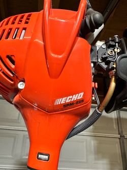 Echo 225 weed wacker/ trimmer