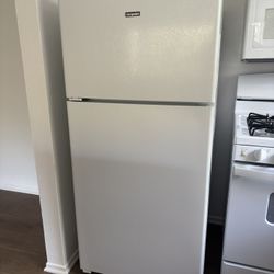 GE /Hotpoint Fridge 