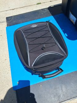 Nomad bag for motorcycle