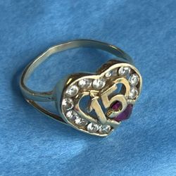 Anillo De Oro De 14k  Medida 6… Y No Lo Vendo Por Peso Ok 