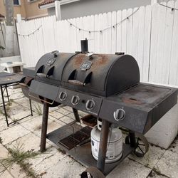 Top Quality Gas And Smoker Oklahoma Joe’s BBQ!
