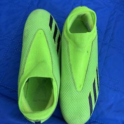 Youth Soccer Cleats Size 3.5