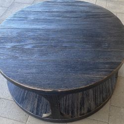 Circular coffee table