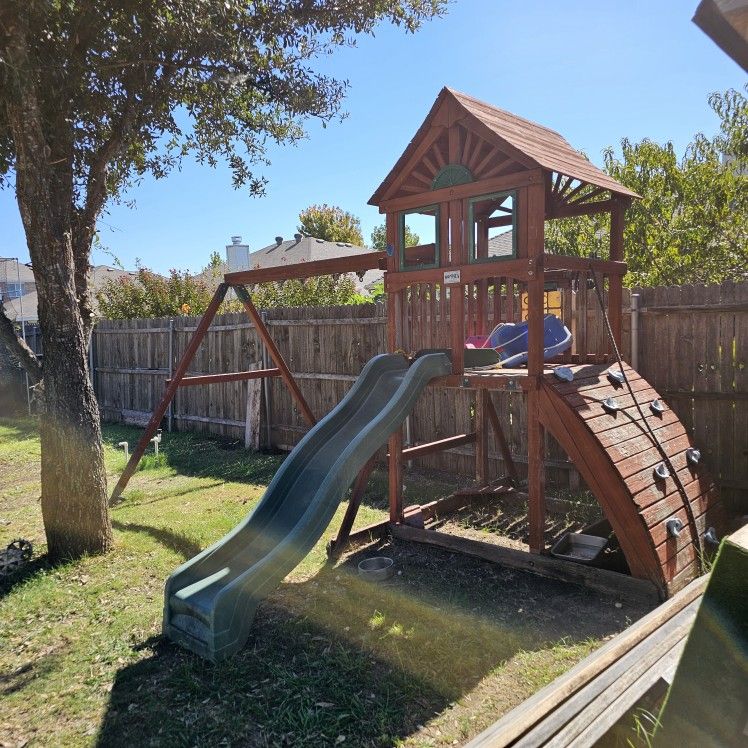 Free Swing  Set