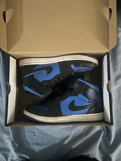 Nike Jordan 1 Mid Royal Blue