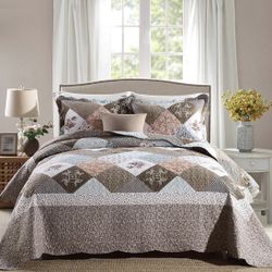 Travan 3 Piece Queen Quilt Sets 