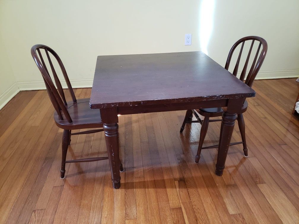 Pottery Barn Kids Table with 2 Chairs for Sale in Miami Beach, FL OfferUp