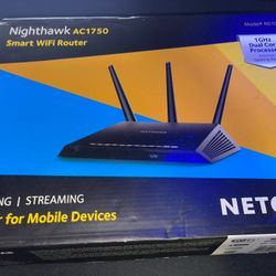Netgear Nighthawk AC1750 Smart WiFi Router (Model R6700)