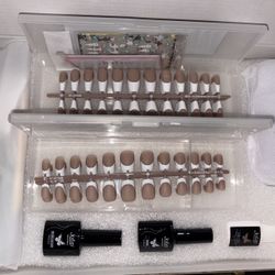 The Luxe Nail & Lash Beauty Bundle