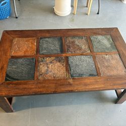 Coffee table 25$ 