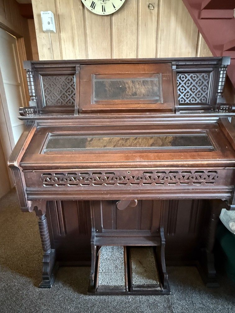 Antique Pump Organ