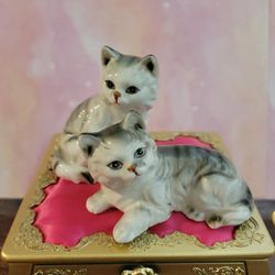 Mini Kitty Tabby Cats Enesco Figurine's 2.5-3" F8