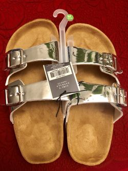 Girls sandals size 2/3