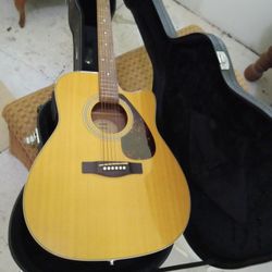 Yamaha FX370C Acoustic/Electric Guitar with Access Carrying Case