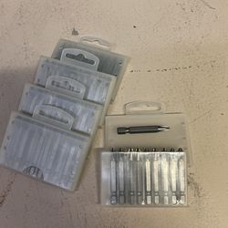 Phillis Bits 2 Inches Long