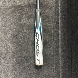 Easton Ghost Fastpitch Softball Bat