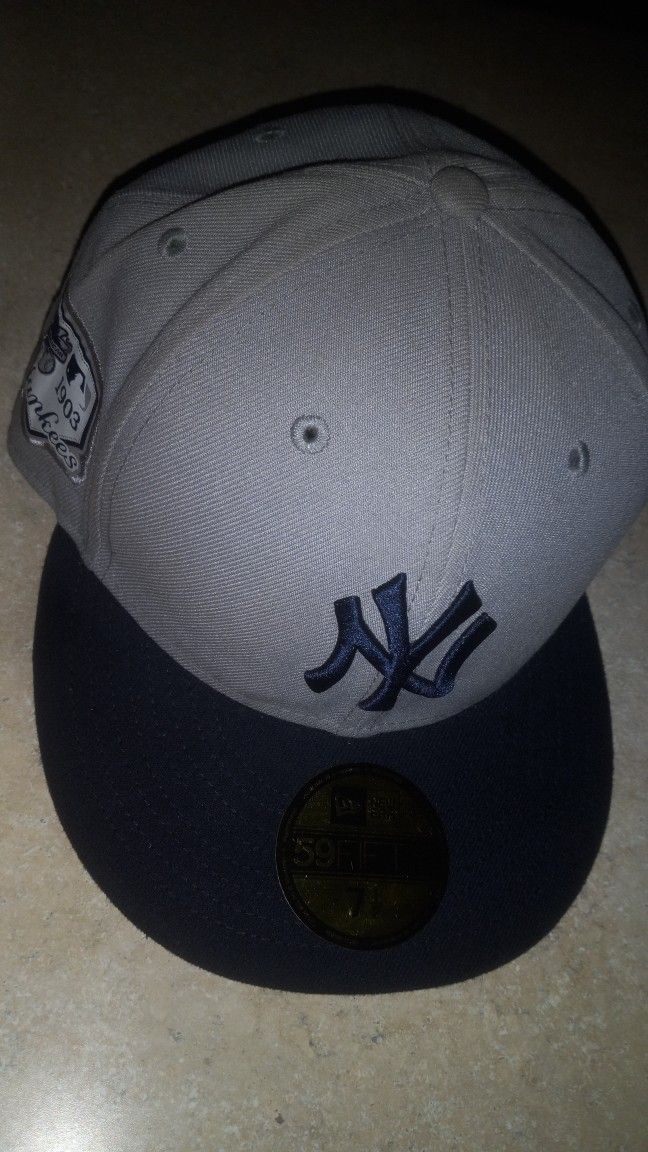 New York Yankees baseball team fitted hat