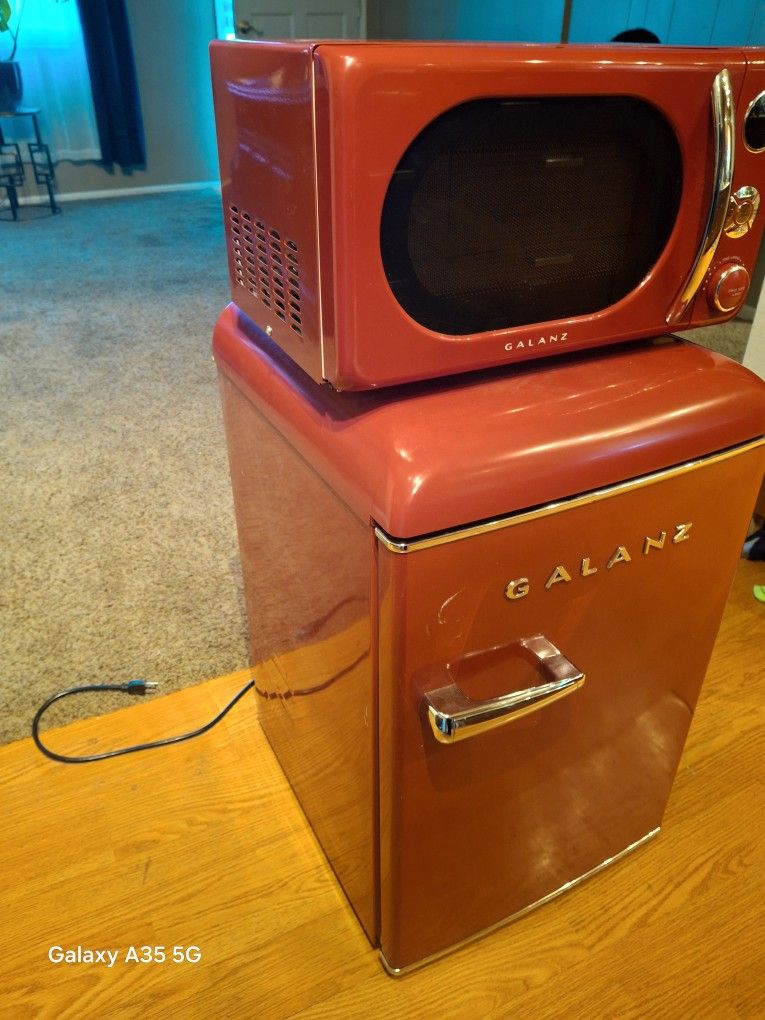 Mini Fridge And Microwave