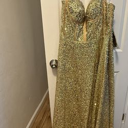 Elegant Gold Sequin Dress