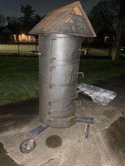 Vertical Smoker