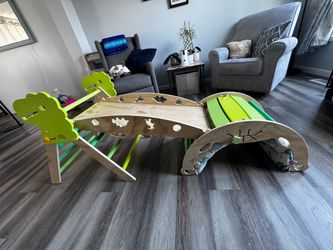 Climbing set