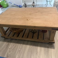 Farm House Coffe Table 