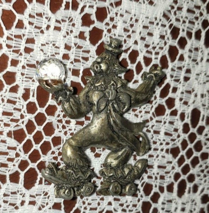 VINTAGE SILVER PEWTER METAL CRYSTAL ORB GLOBE CLOWN COLLECTABLE MINI FIGURINE KEEPSAKE KNICKKNACK TRINKET DECOR