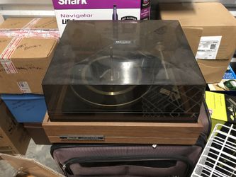 Elac old school turn table
