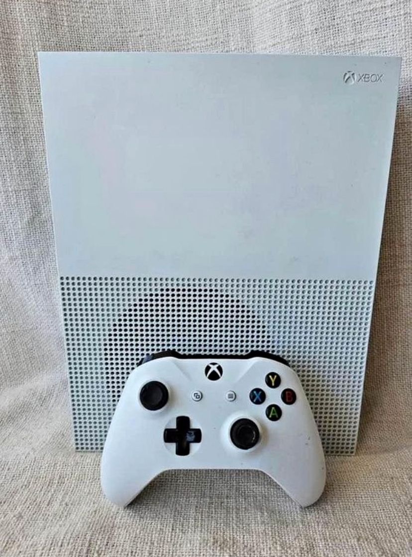Xbox One S
